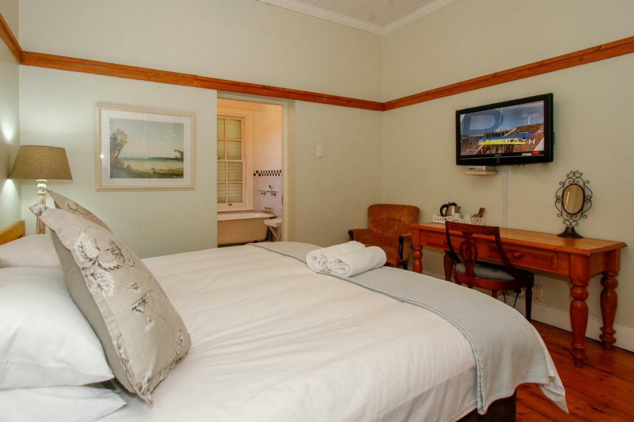 Coweys Corner Bed & Breakfast Durban Exterior photo
